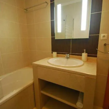 Beautiful 2 Bed With Pool Near Da Rocha Portimao
