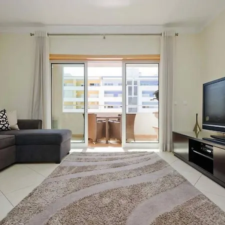 Apartment Beautiful 2 Bed With Pool Near Da Rocha