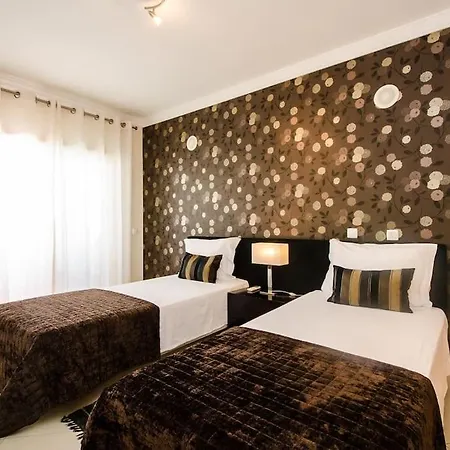 Apartment Beautiful 2 Bed With Pool Near Da Rocha *